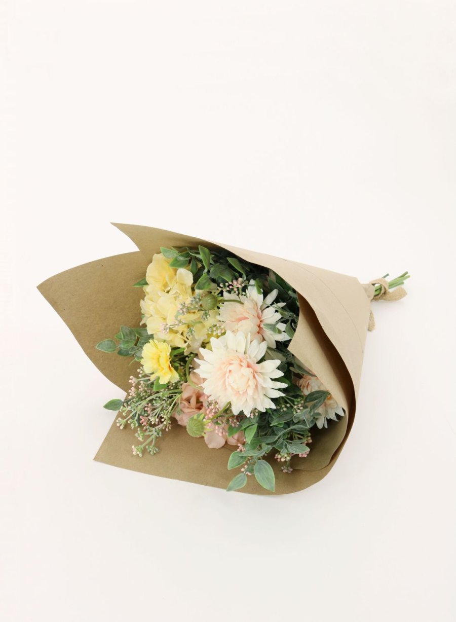 Pom & Daisy Bouquet in Brown Paper